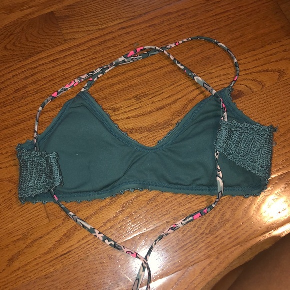 CUTE BIKINI TOP - Picture 2 of 4